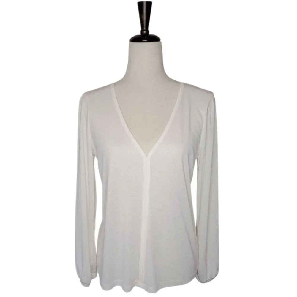 J. Crew Ivory V-Neck Long Sleeve Fine Ribbing Top Size S
